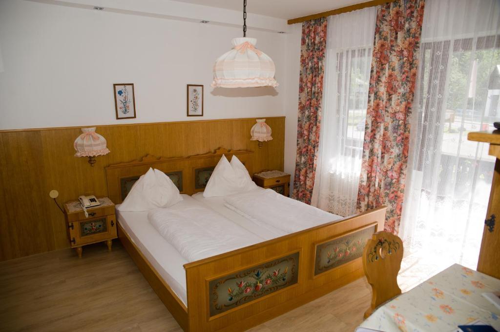 Gasthof Gosauschmied Hotel Room photo